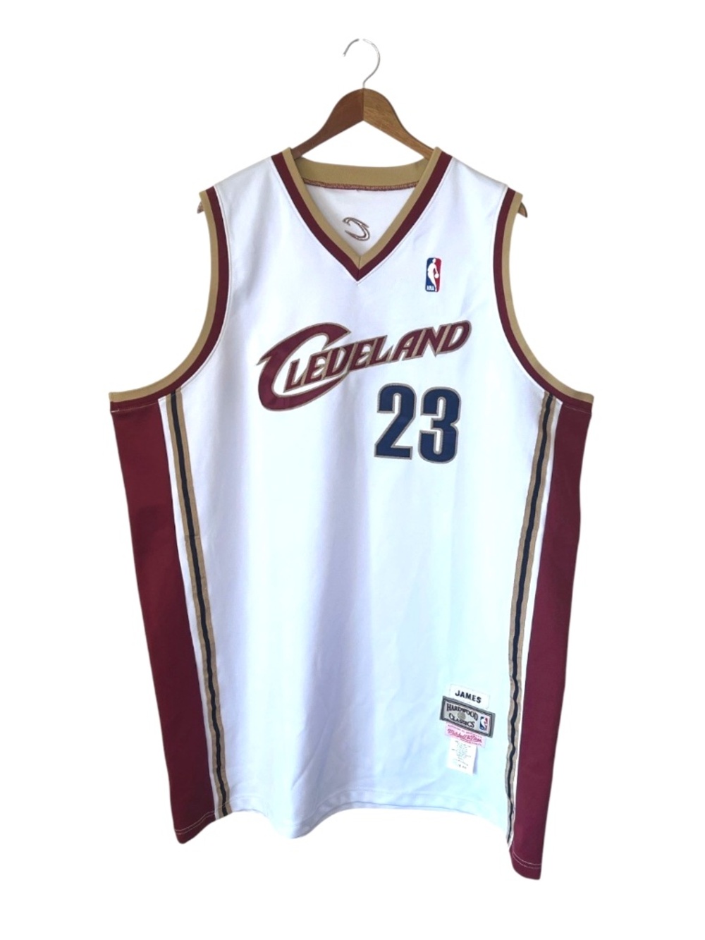 Hardwood Classics Mitchell & Ness LeBron James Cleveland Cavaliers NBA Jersey 54